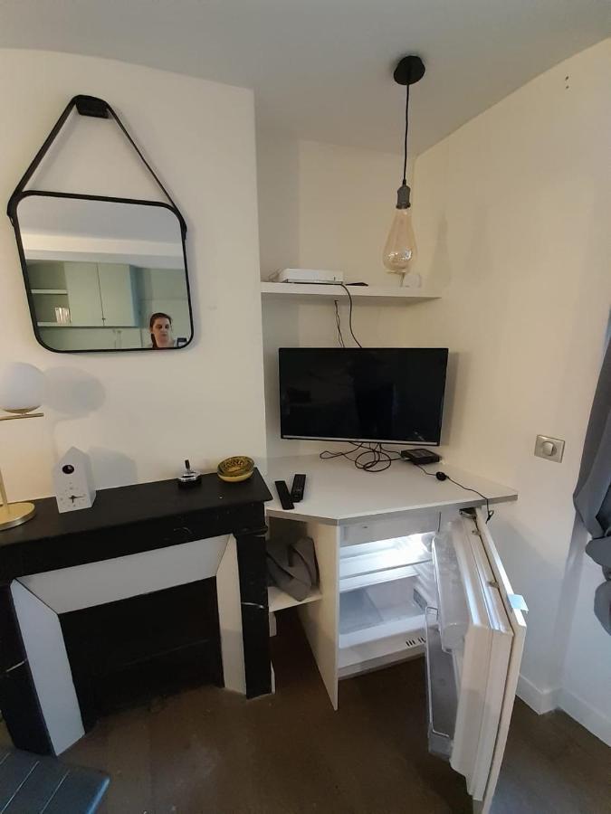 Studio Equipe Metro Abbesses A Montmartre Apartment Париж Екстериор снимка