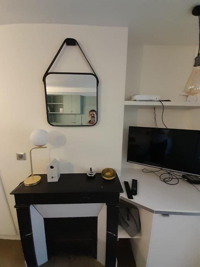 Studio Equipe Metro Abbesses A Montmartre Apartment Париж Екстериор снимка